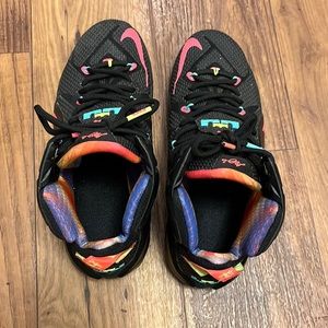 Lebron Basketball Shoes